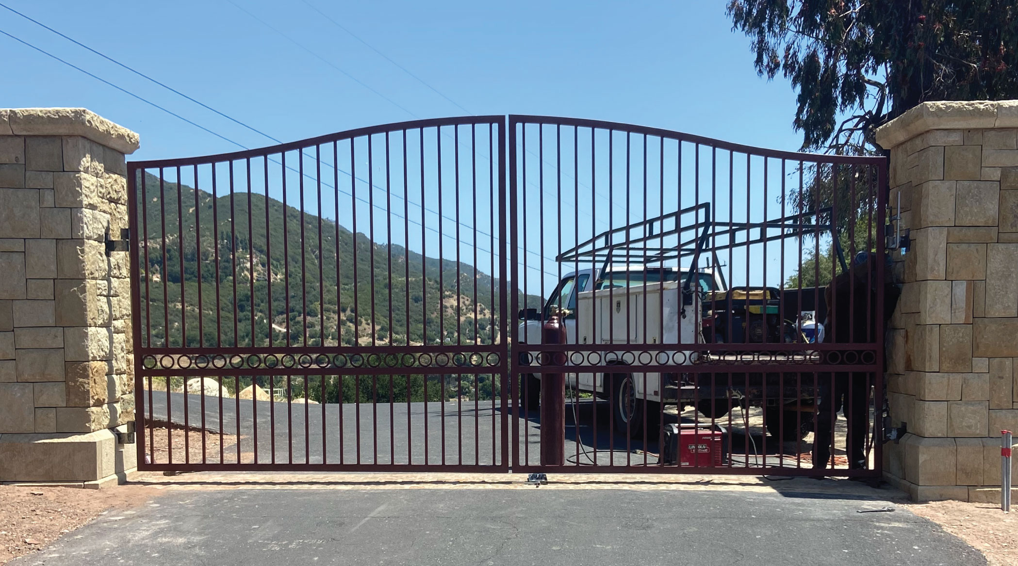 Santa Barbara Gate Repair Services